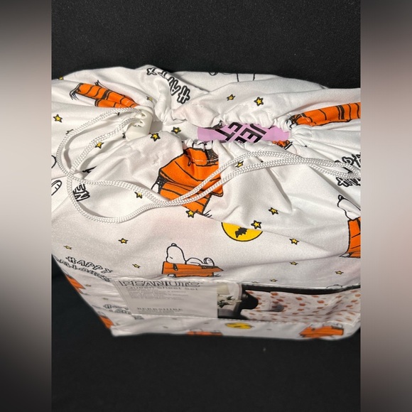 Peanuts Snoopy Halloween Queen Sheet Set – Berkshire Blanket NWOT - Picture 4 of 4